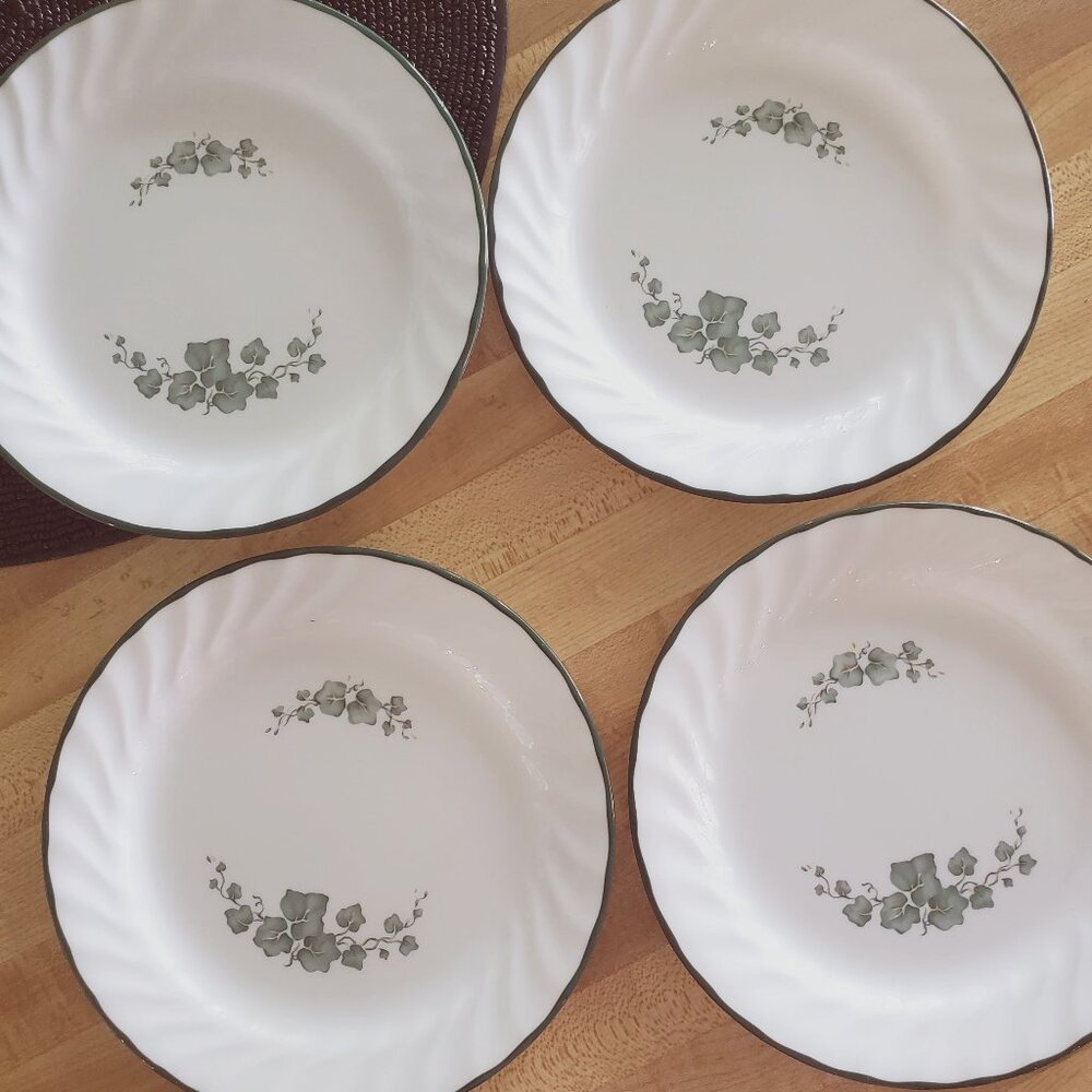 4 Corelle Callaway Salad Plates Green Rim and Ivy 7.25"